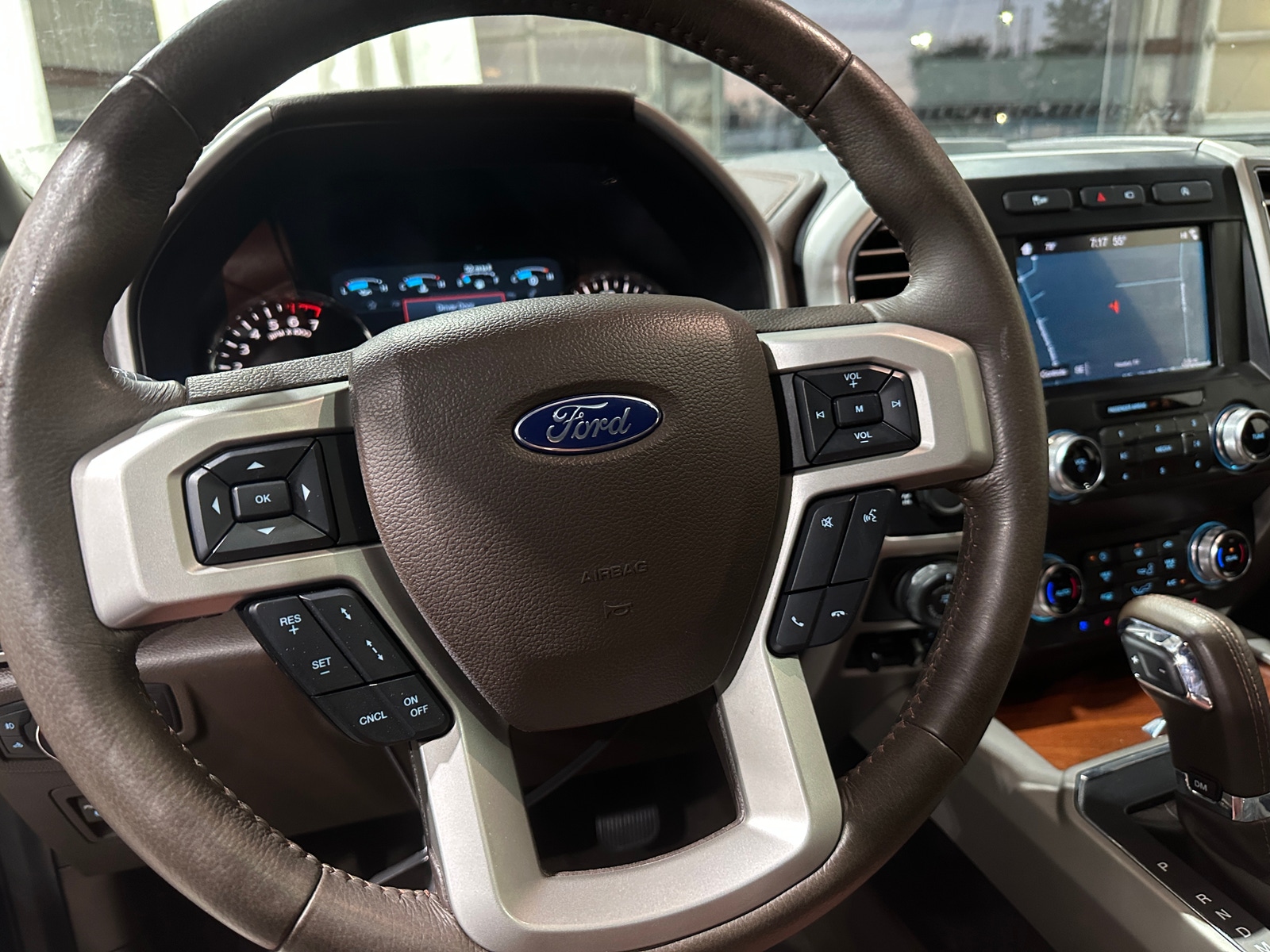 Thumbnail: 2019 Ford Econoline - 4