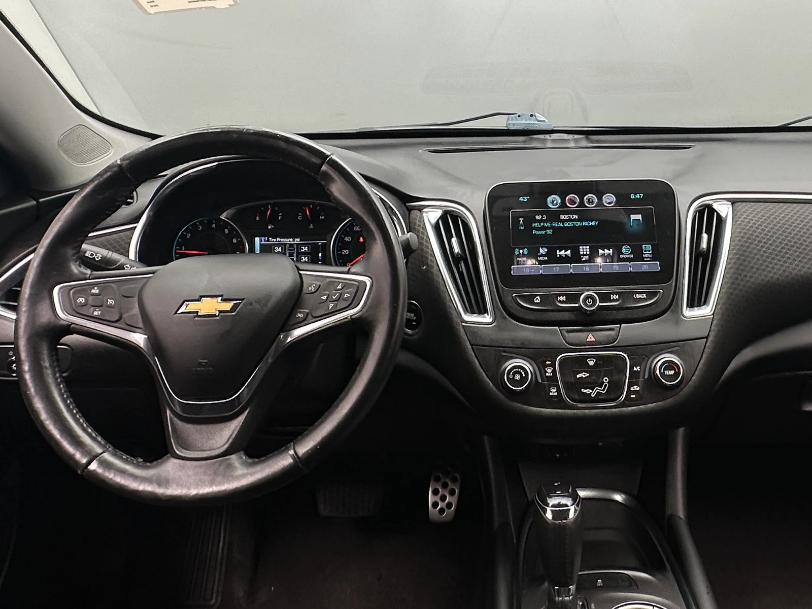 Thumbnail: 2016 Chevrolet Malibu - 3