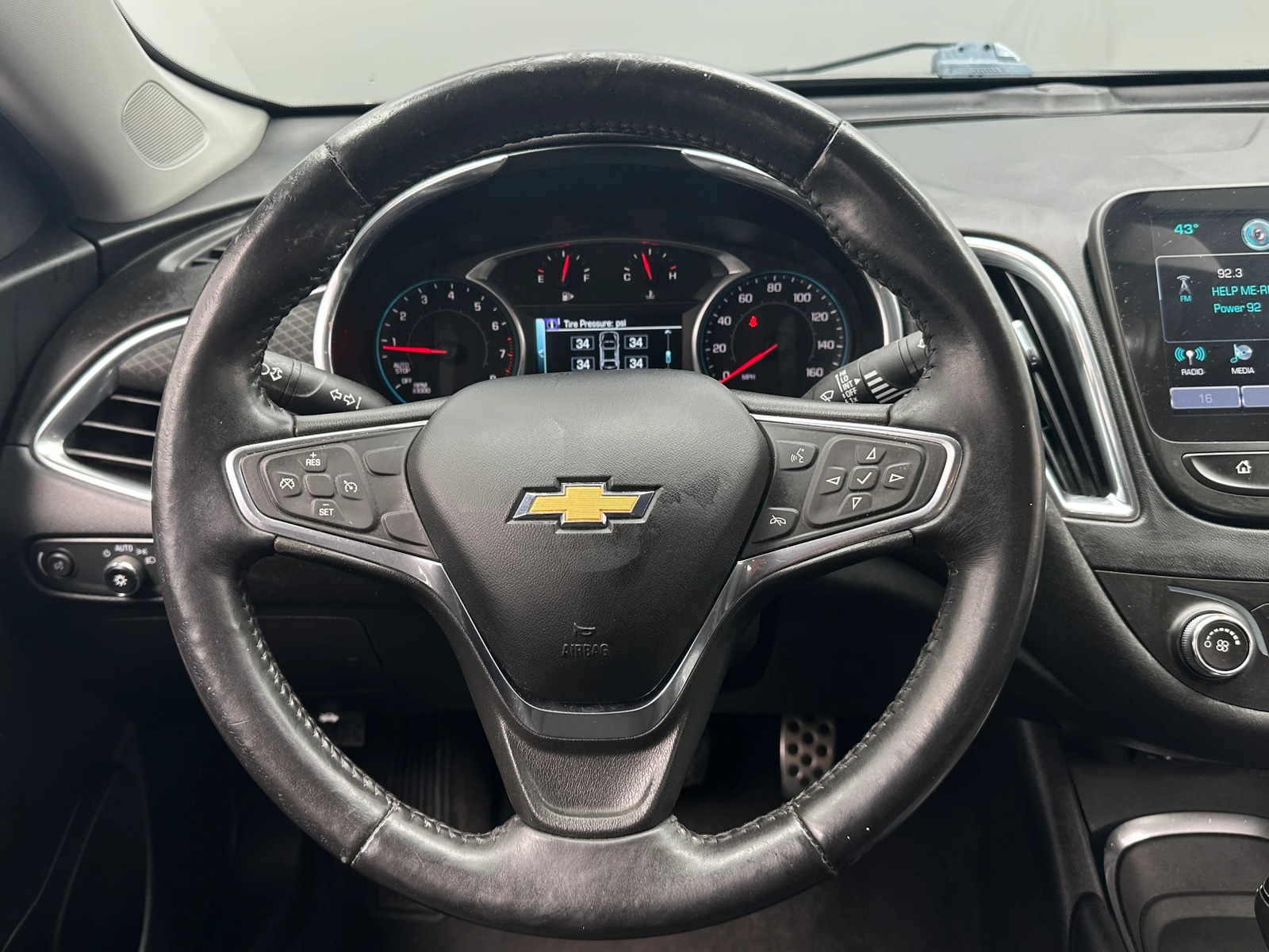 Thumbnail: 2016 Chevrolet Malibu - 5