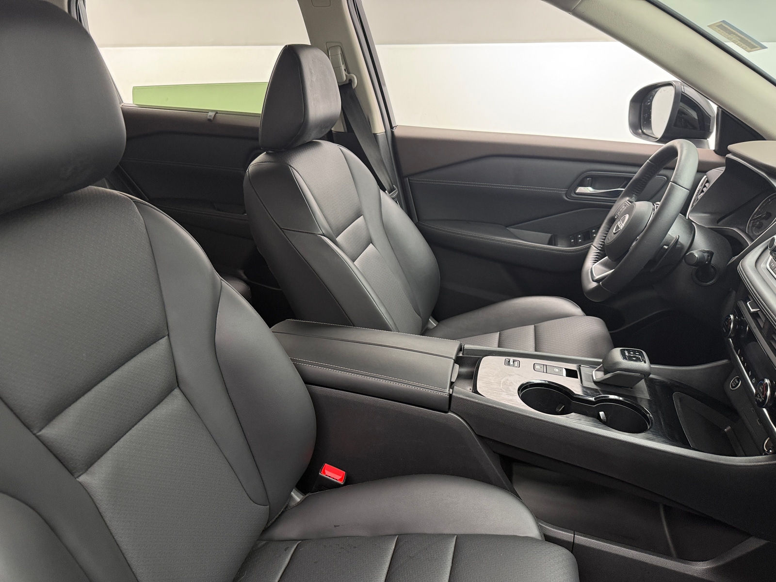 Thumbnail: 2023 Nissan Rogue - 2