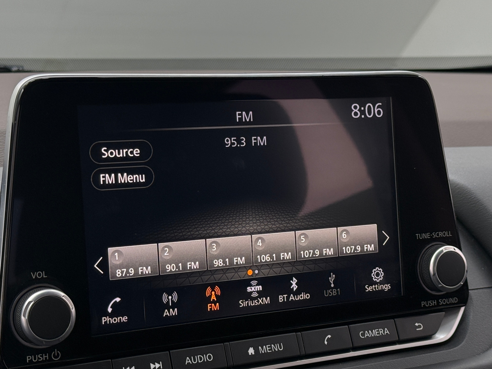 Thumbnail: 2023 Nissan Rogue - 4