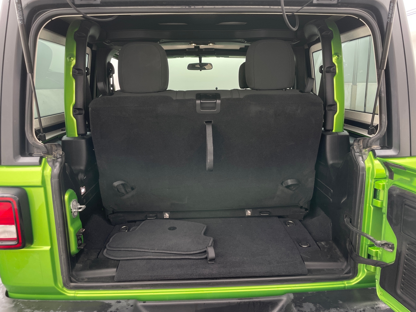 Thumbnail: 2019 Jeep Wrangler - 7