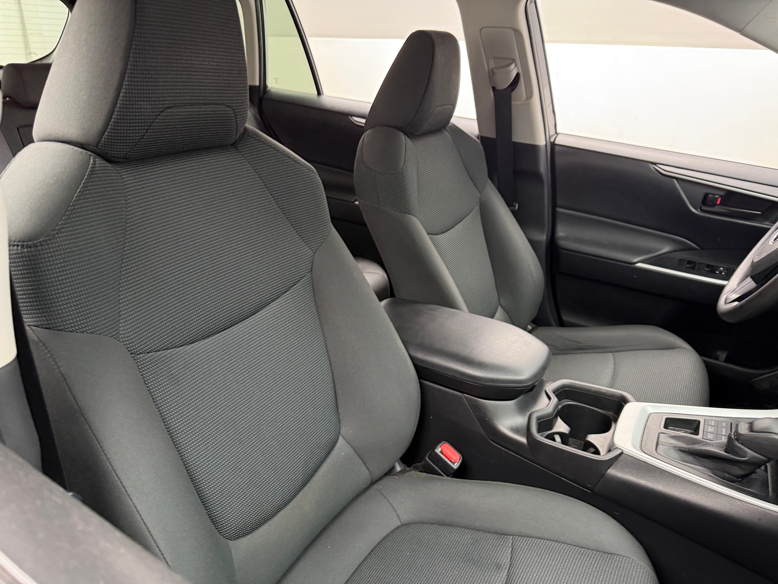 Thumbnail: 2021 Toyota RAV4 - 2