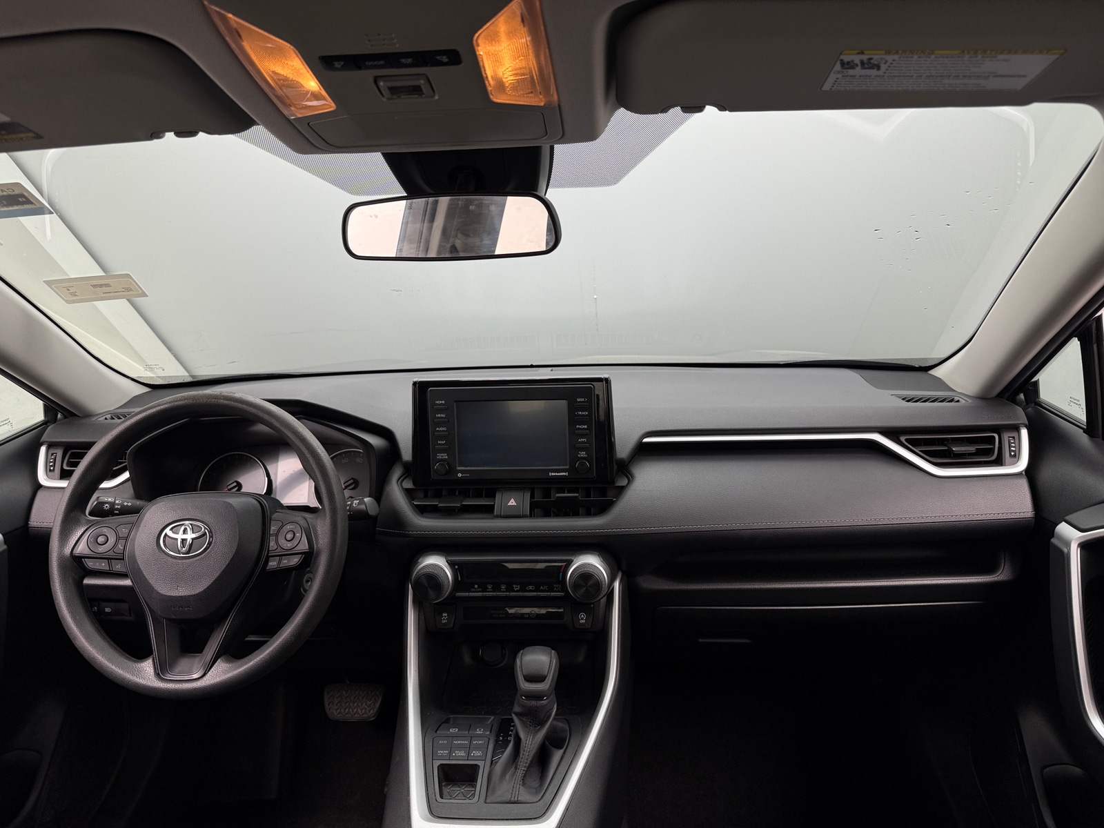 Thumbnail: 2021 Toyota RAV4 - 3