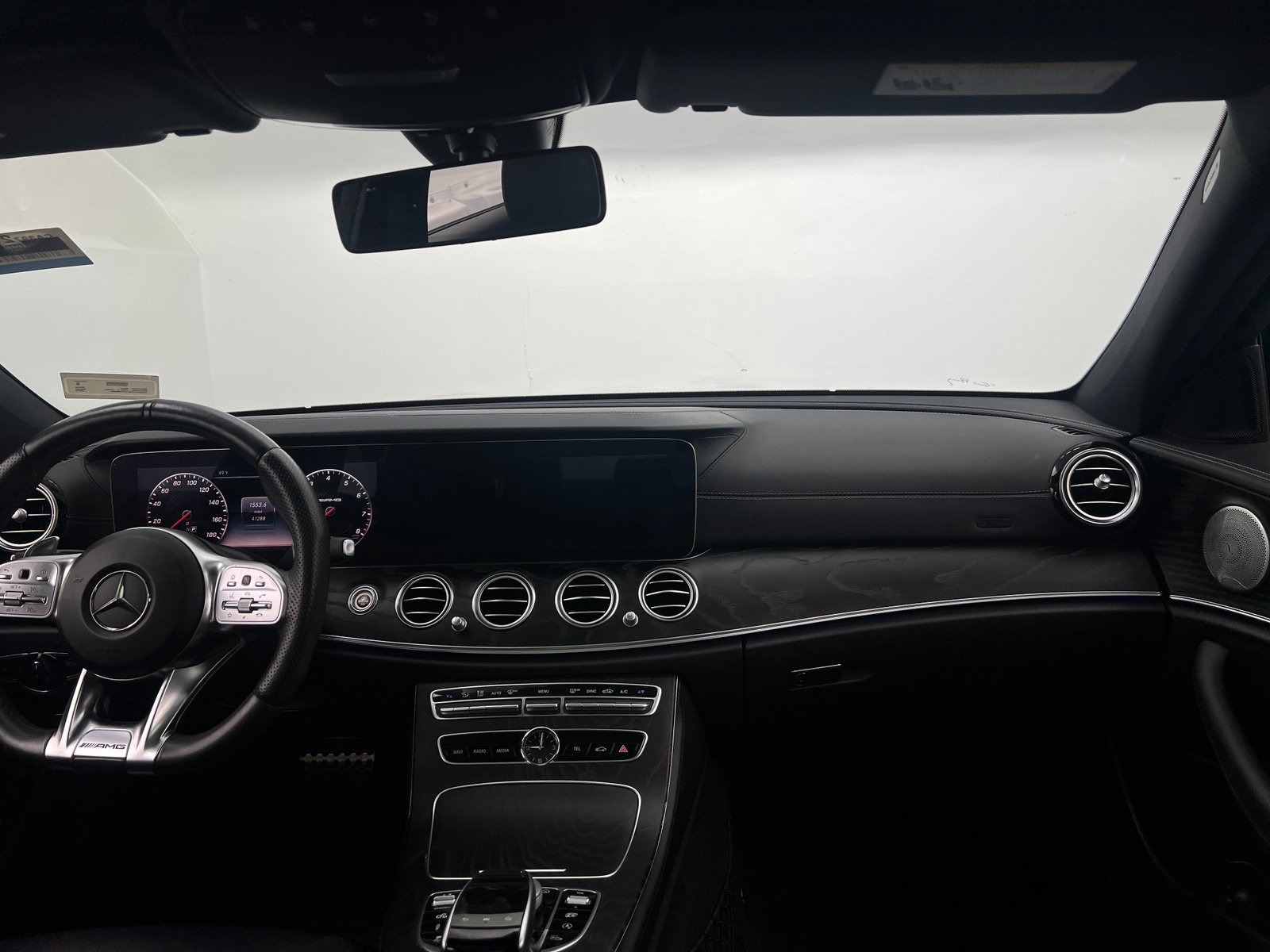 Thumbnail: 2019 Mercedes-Benz E-Class - 2