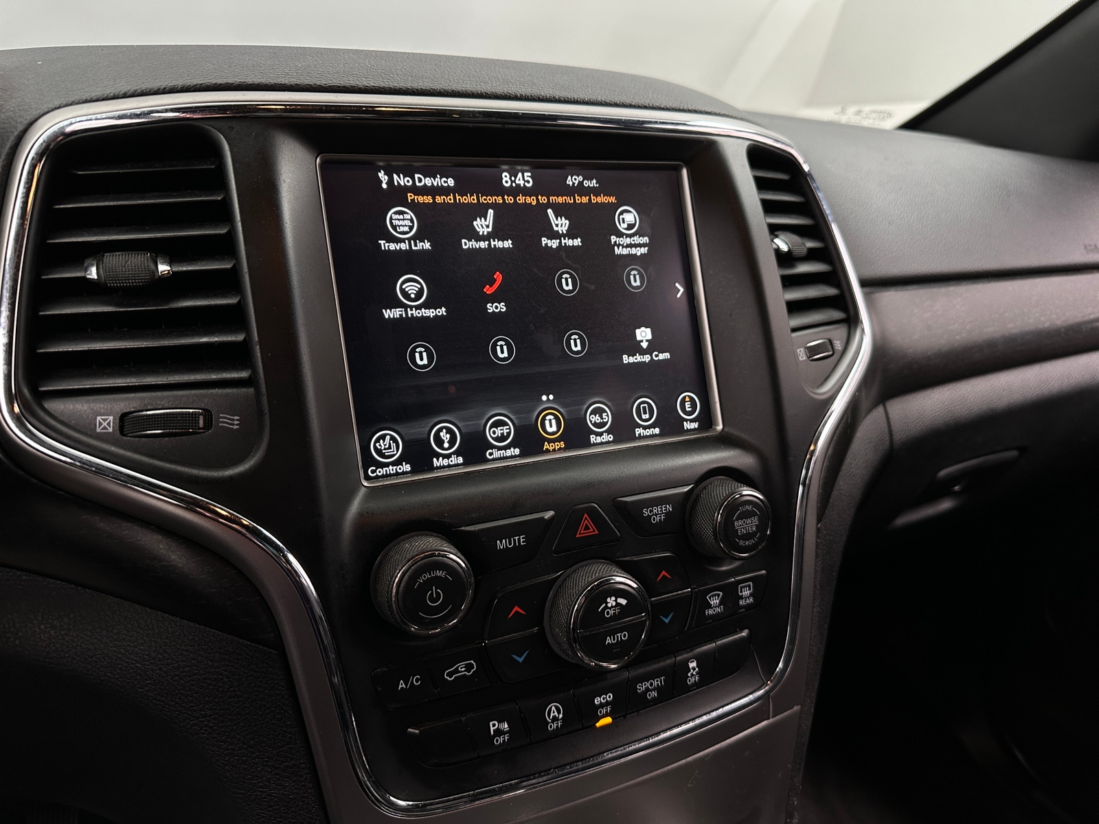 Thumbnail: 2018 Jeep Grand Cherokee - 4