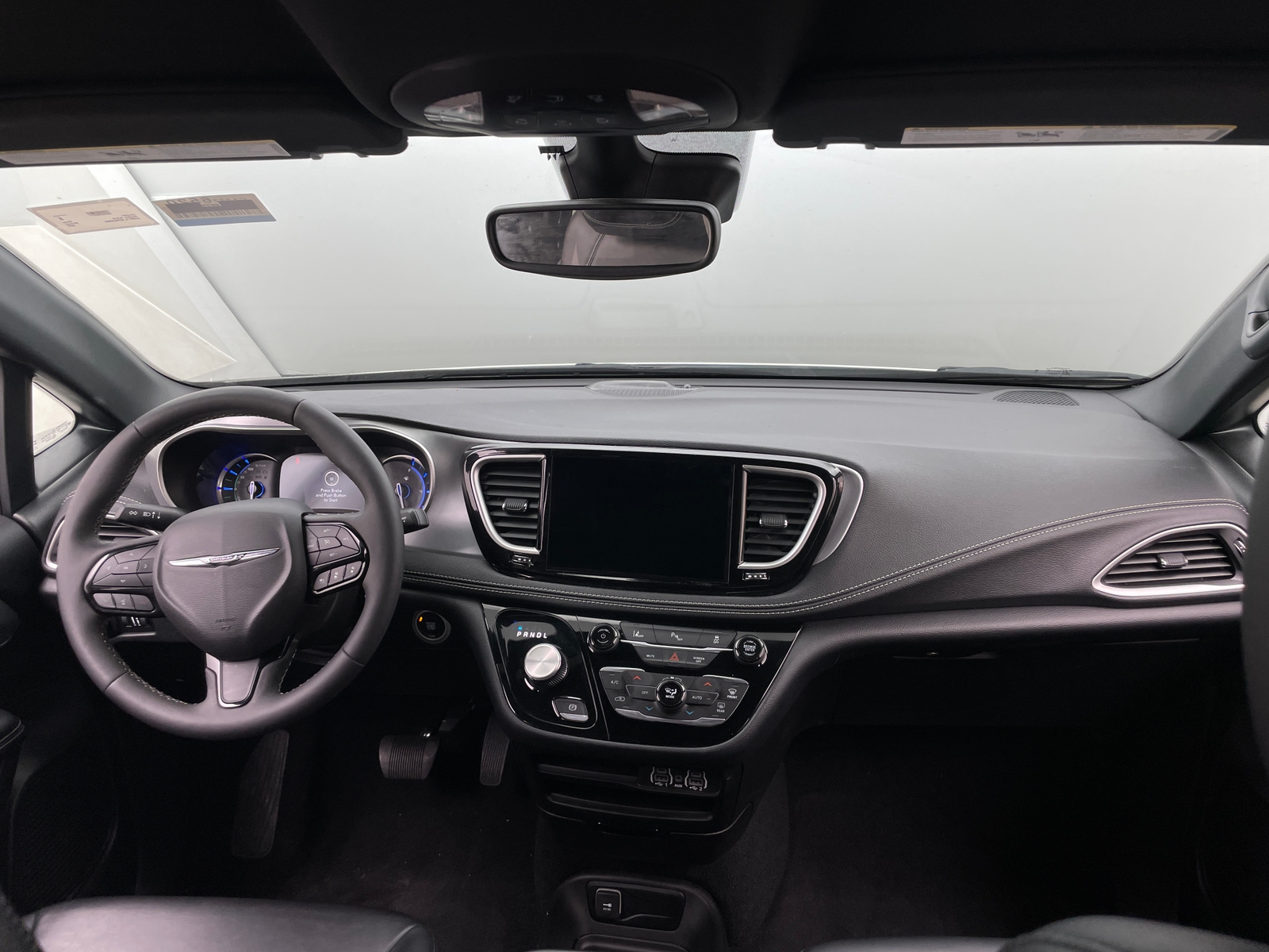 Thumbnail: 2023 Chrysler Pacifica - 2