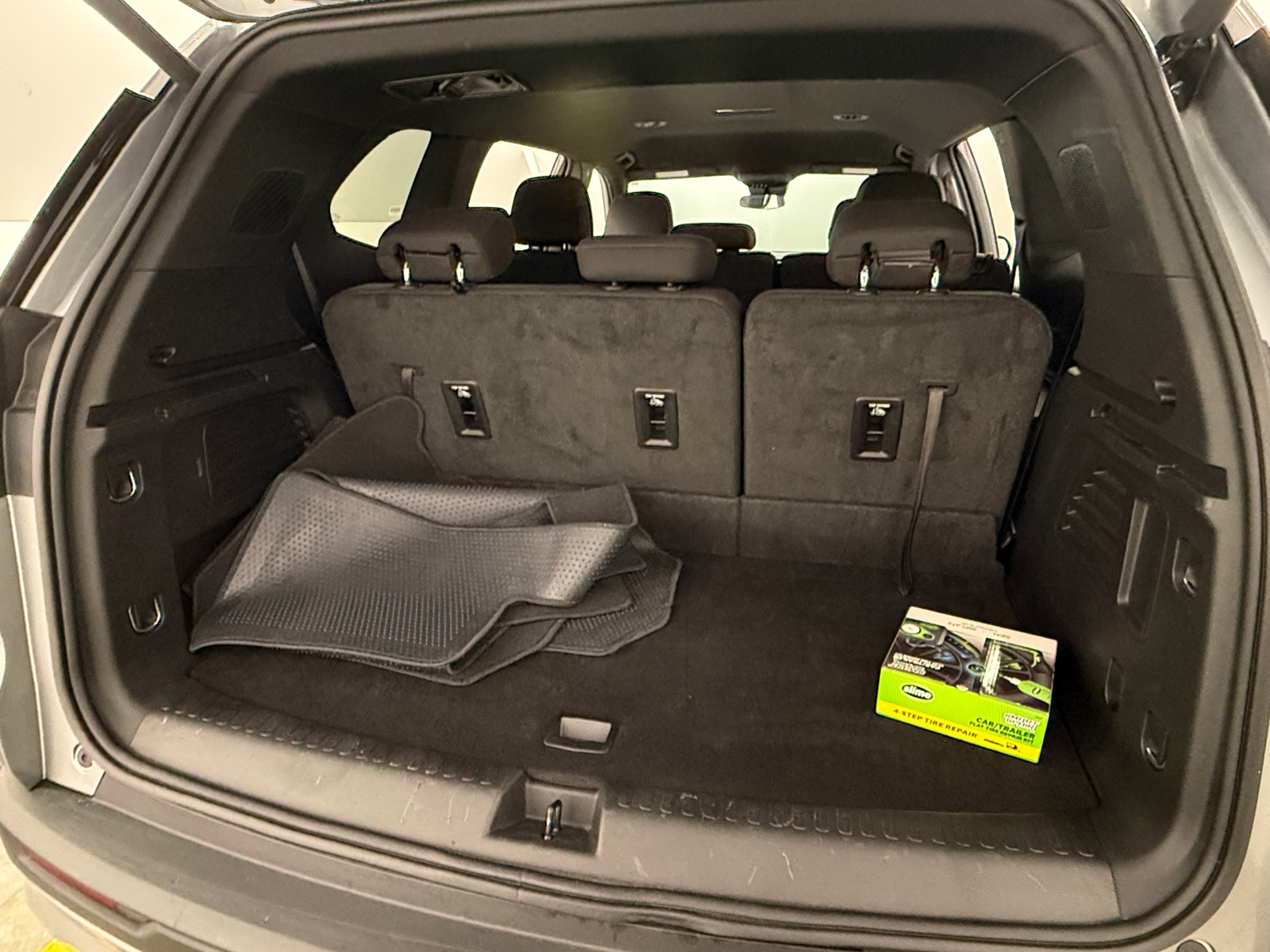 Thumbnail: 2025 GMC Acadia - 7