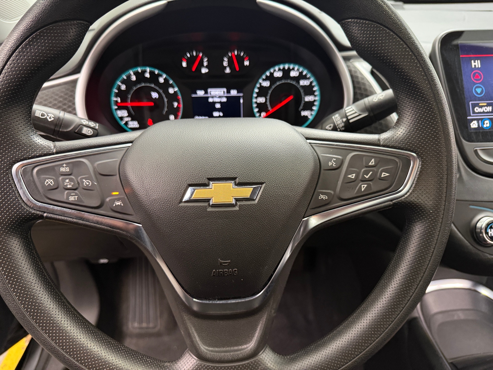 Thumbnail: 2024 Chevrolet Malibu - 5