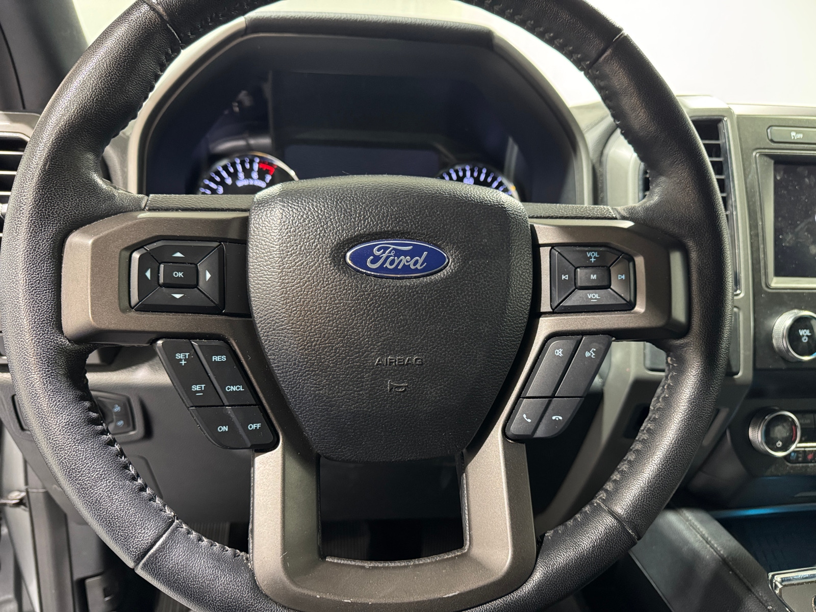 Thumbnail: 2020 Ford Expedition - 5