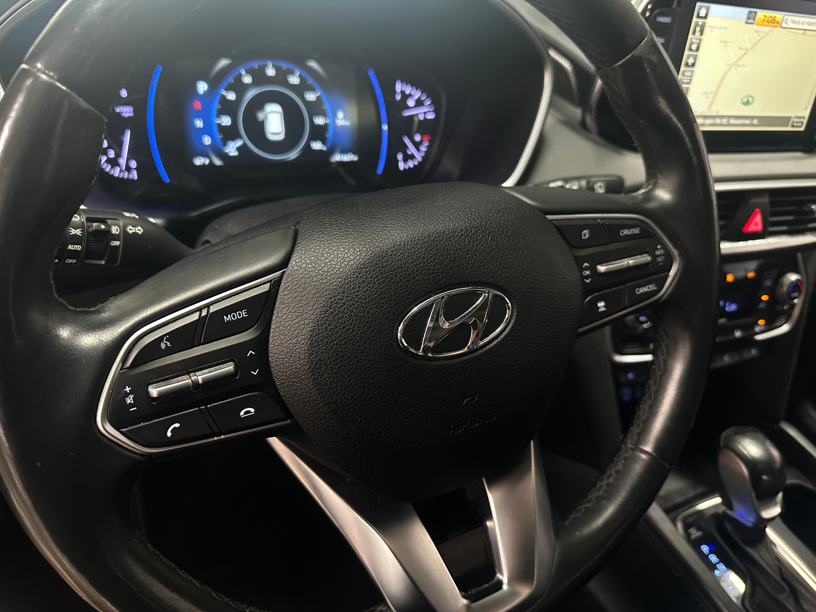 Thumbnail: 2020 Hyundai Santa Fe - 4