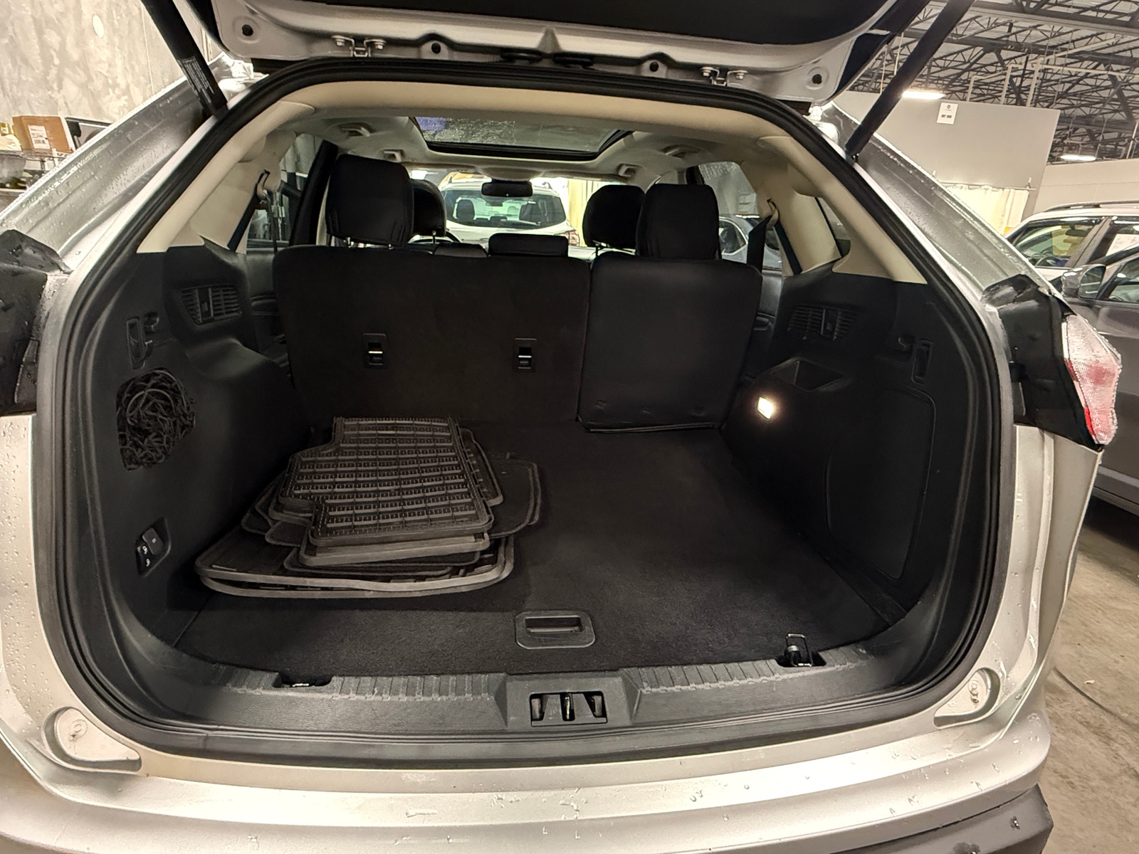 Thumbnail: 2019 Ford Edge - 6