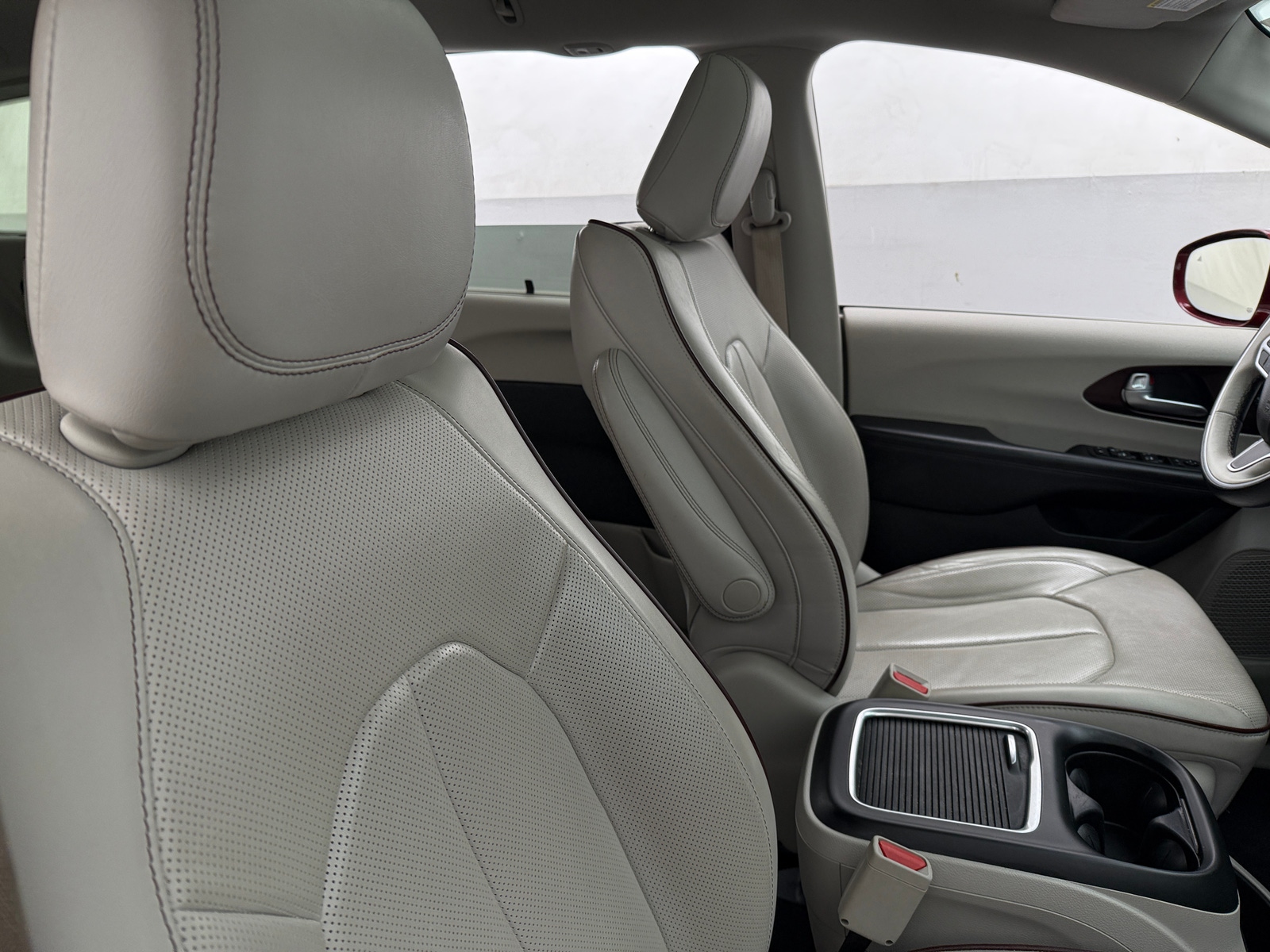 Thumbnail: 2018 Chrysler Pacifica - 2