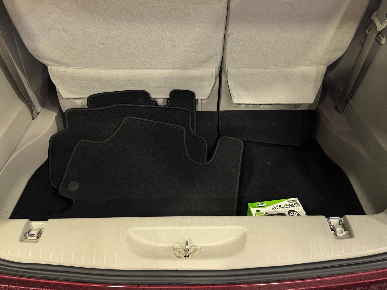 Thumbnail: 2018 Chrysler Pacifica - 7