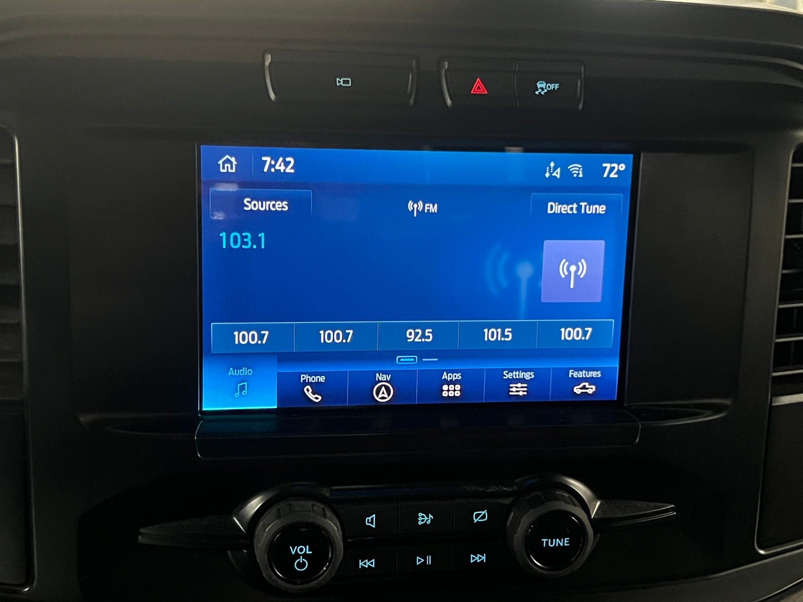 Thumbnail: 2023 Ford Econoline - 4