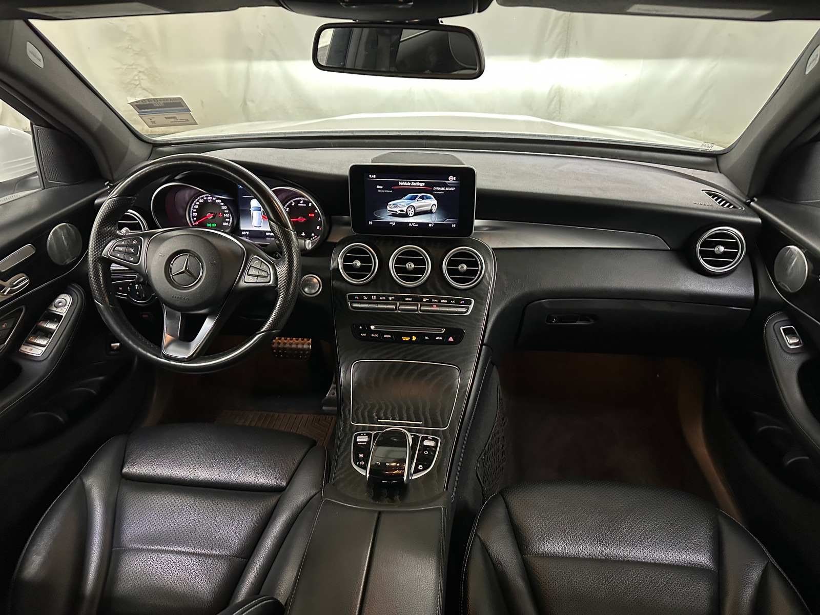 Thumbnail: 2018 Mercedes-Benz GLC - 2