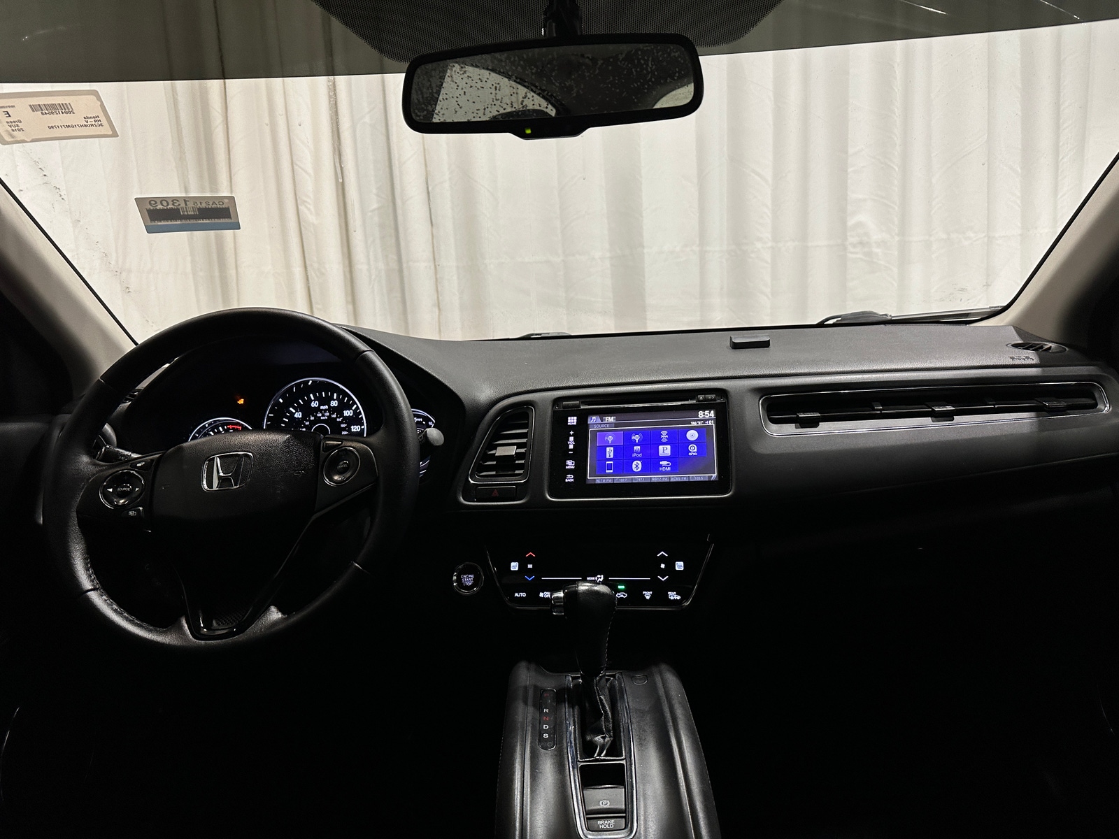 Thumbnail: 2016 Honda HR-V - 2