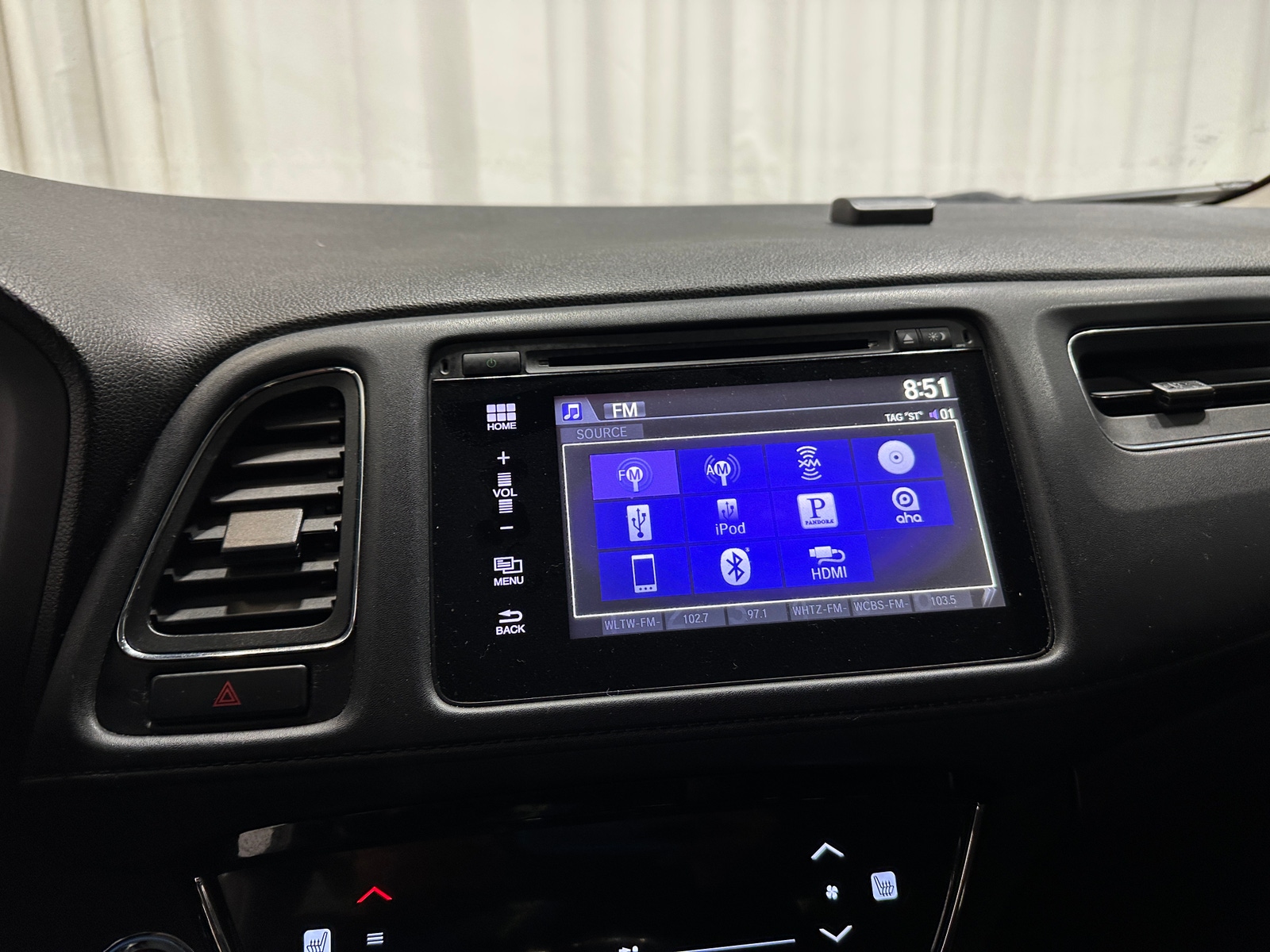 Thumbnail: 2016 Honda HR-V - 3