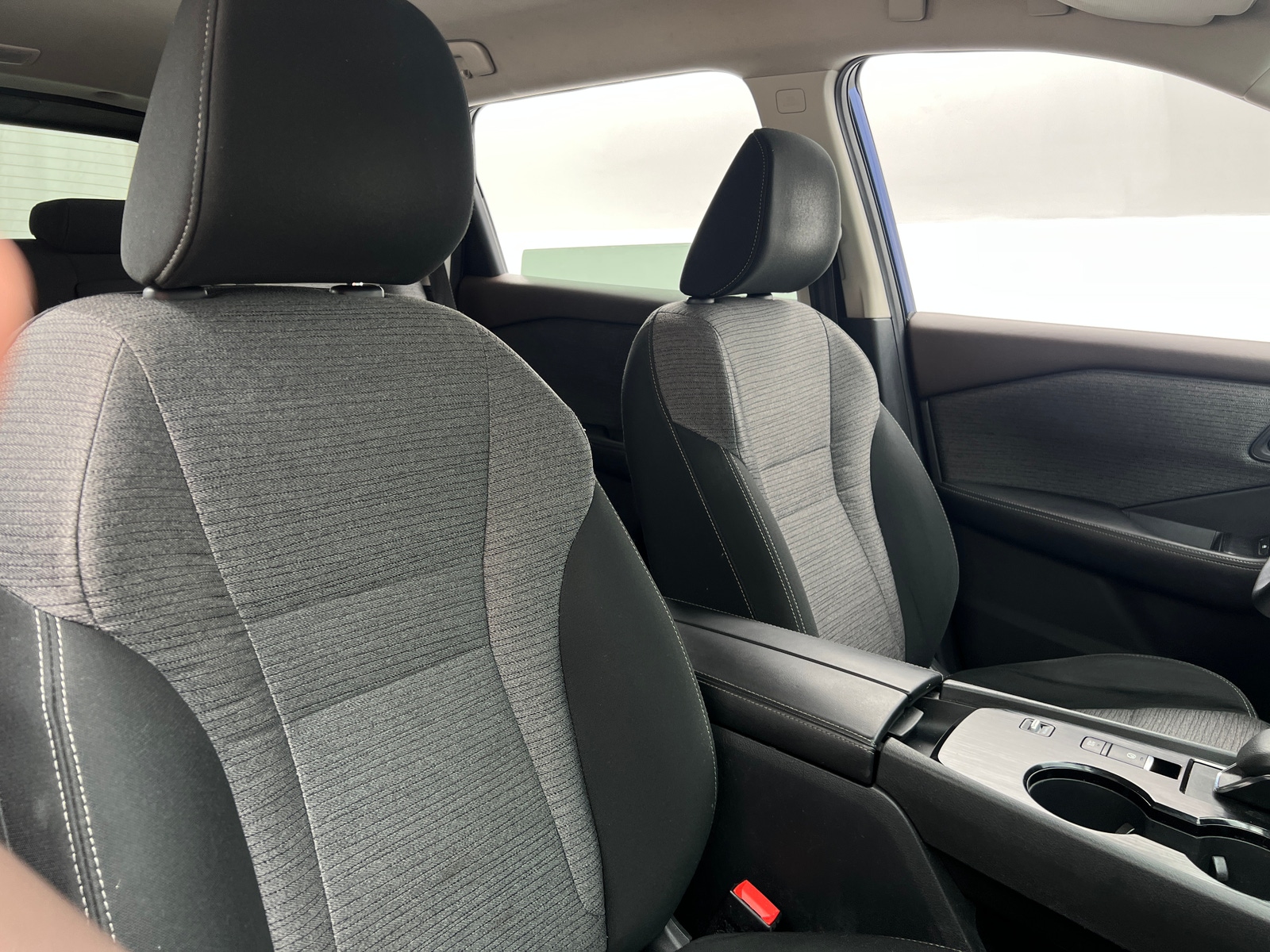 Thumbnail: 2022 Nissan Rogue - 2