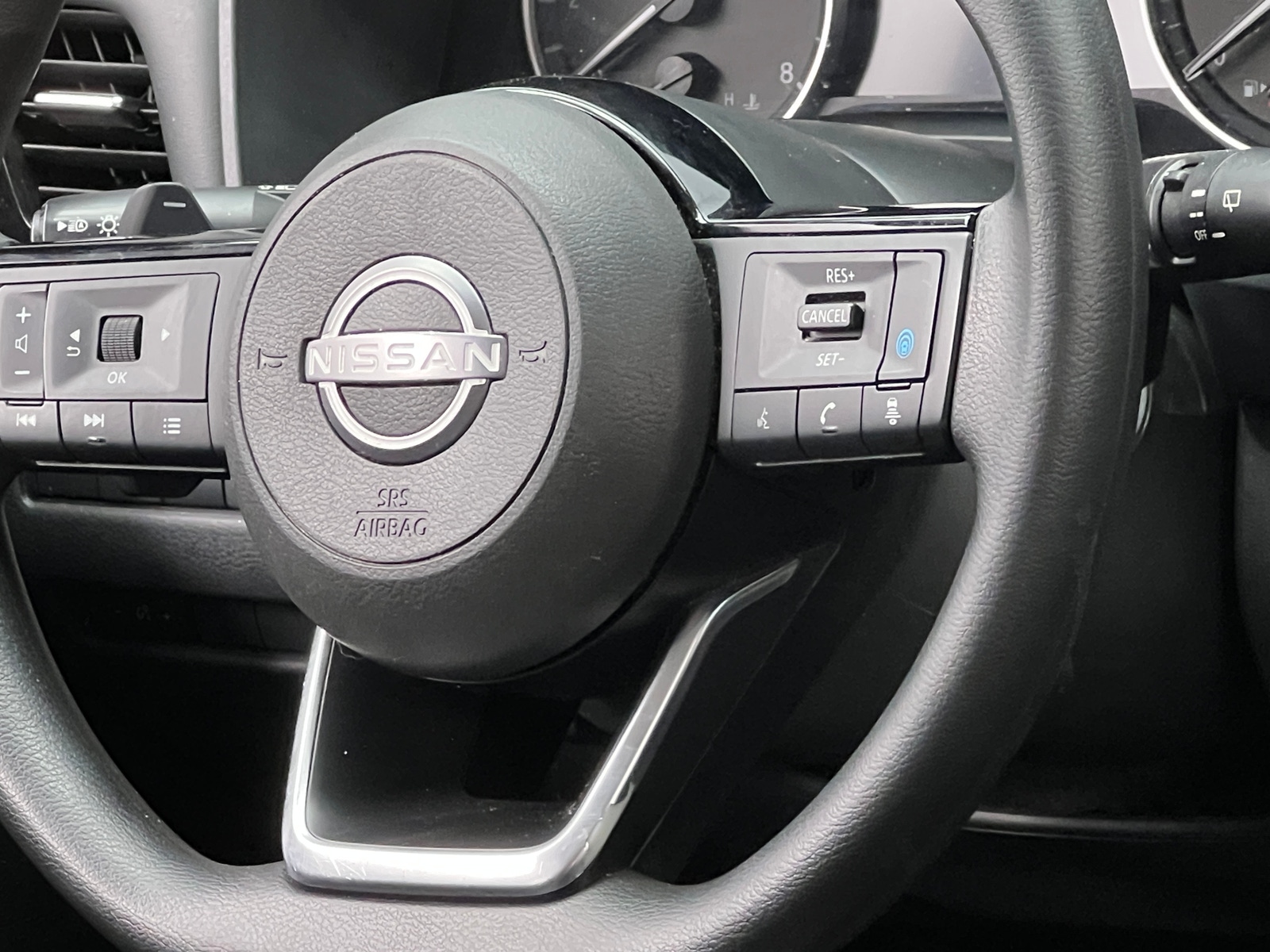 Thumbnail: 2022 Nissan Rogue - 5