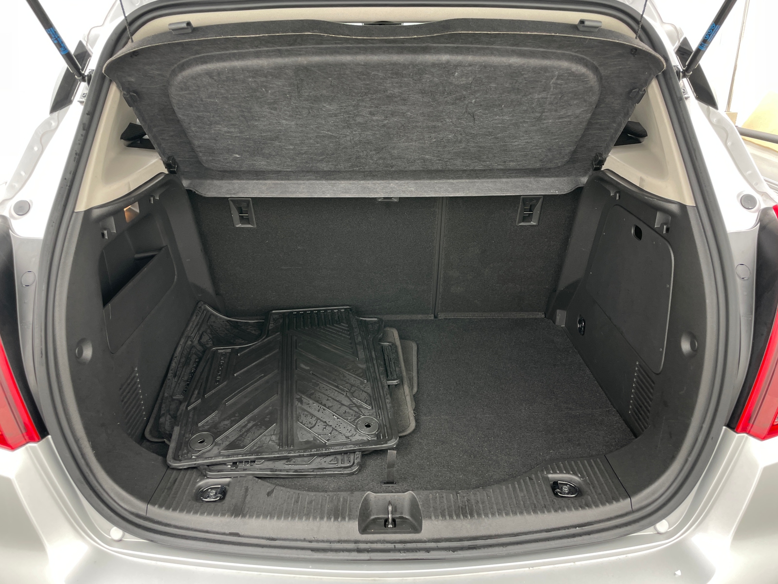 Thumbnail: 2019 Buick Encore - 6