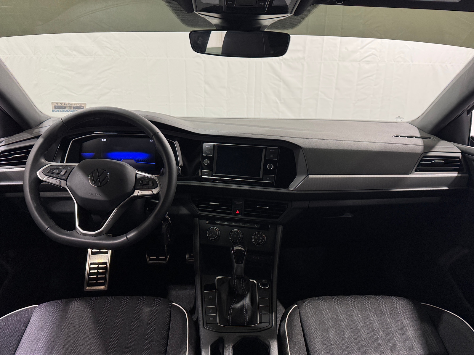 Thumbnail: 2024 Volkswagen Jetta - 3