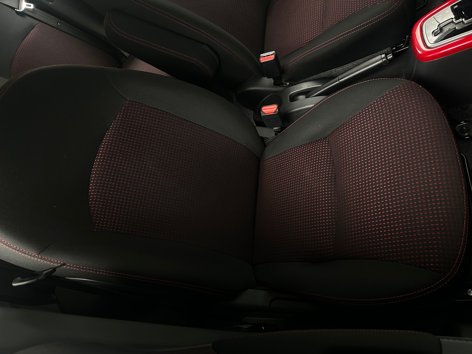 Thumbnail: 2023 Mitsubishi Mirage - 2