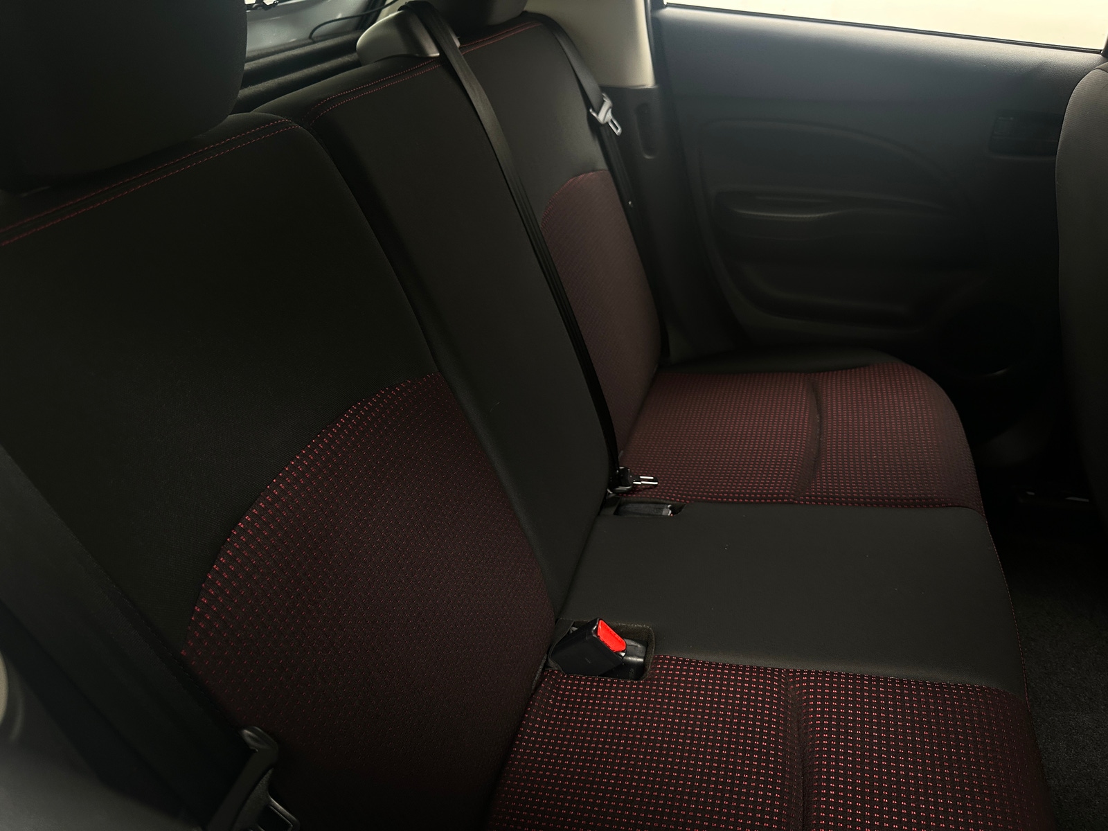 Thumbnail: 2023 Mitsubishi Mirage - 6