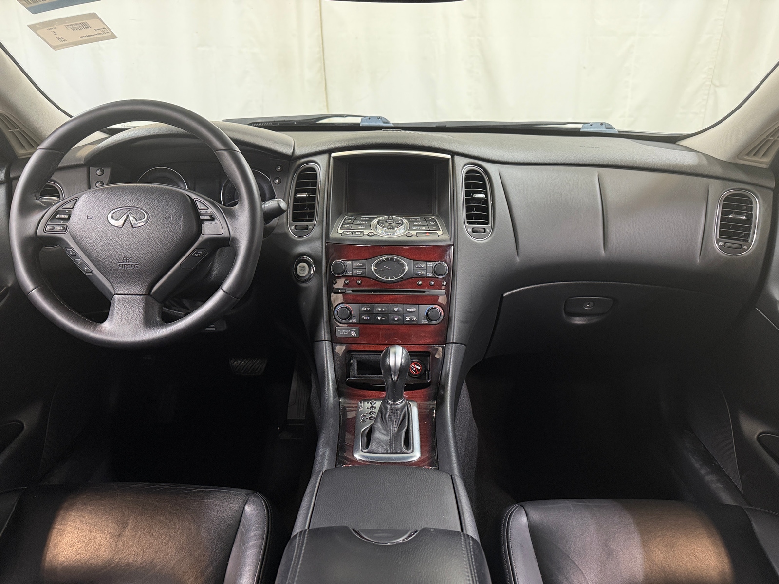 Thumbnail: 2017 INFINITI QX50 - 2