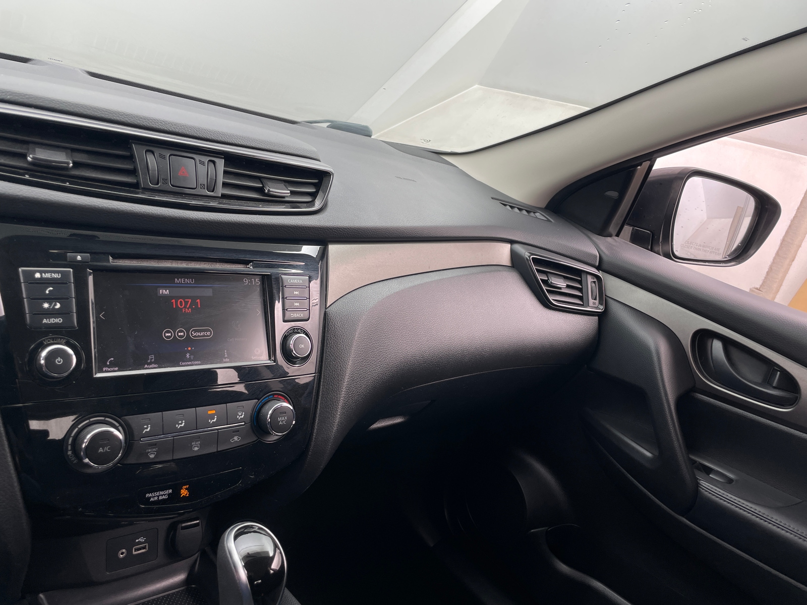 Thumbnail: 2019 Nissan Rogue Sport - 4