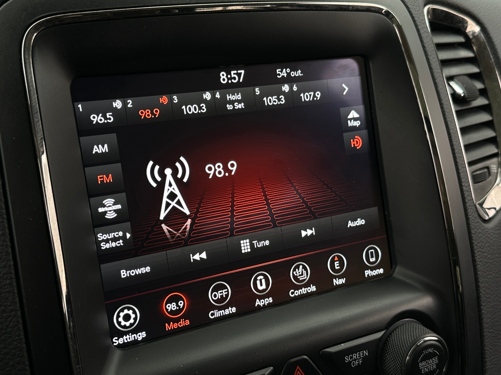 Thumbnail: 2018 Dodge Durango - 3