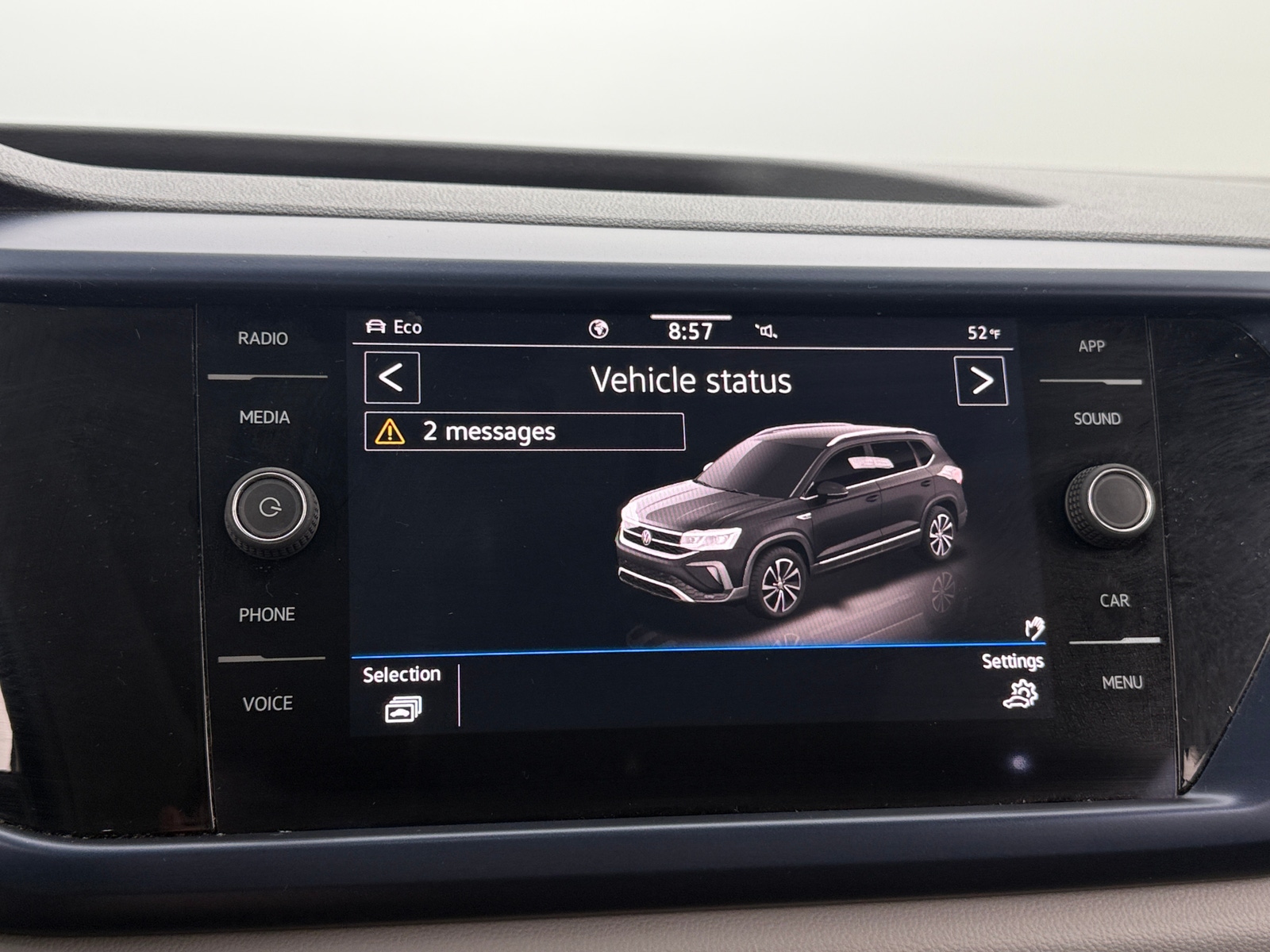 Thumbnail: 2023 Volkswagen Taos - 3