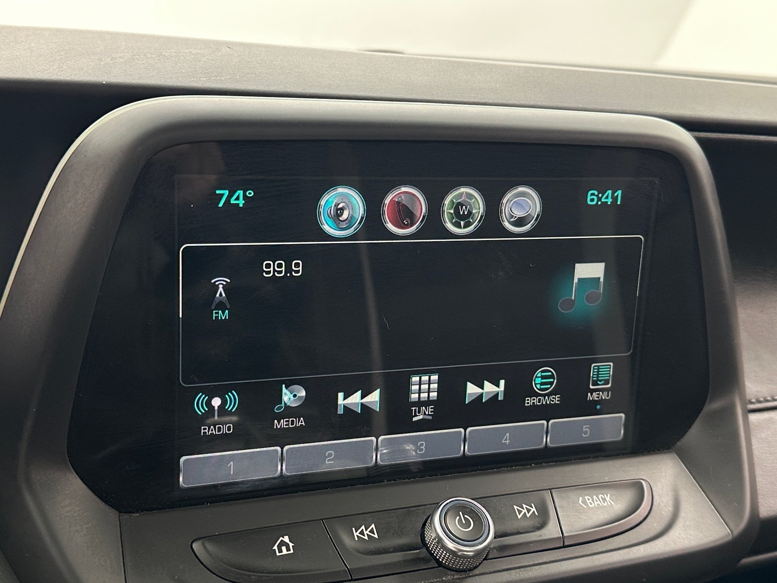 Thumbnail: 2016 Chevrolet Camaro - 3