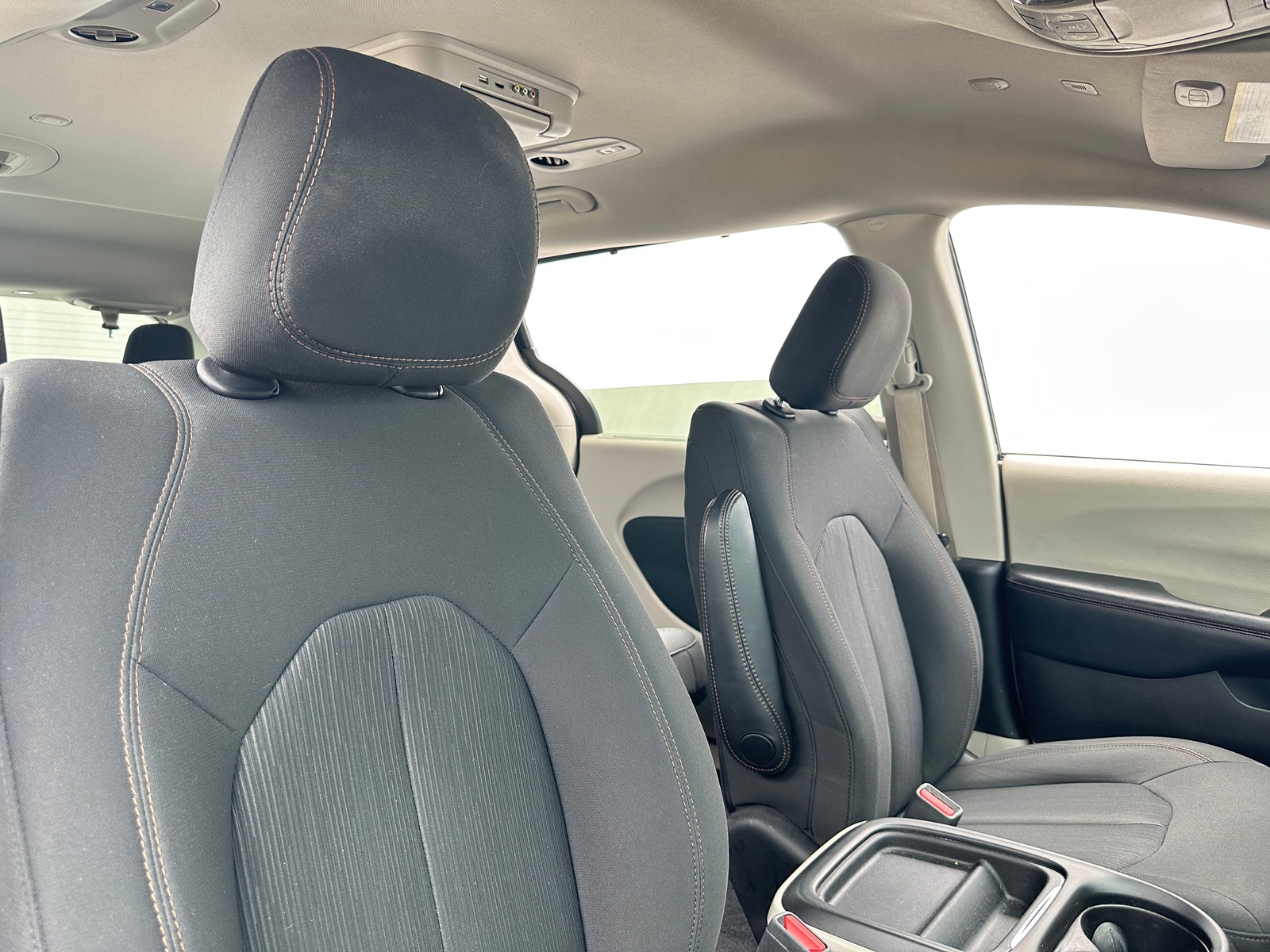 Thumbnail: 2019 Chrysler Pacifica - 2