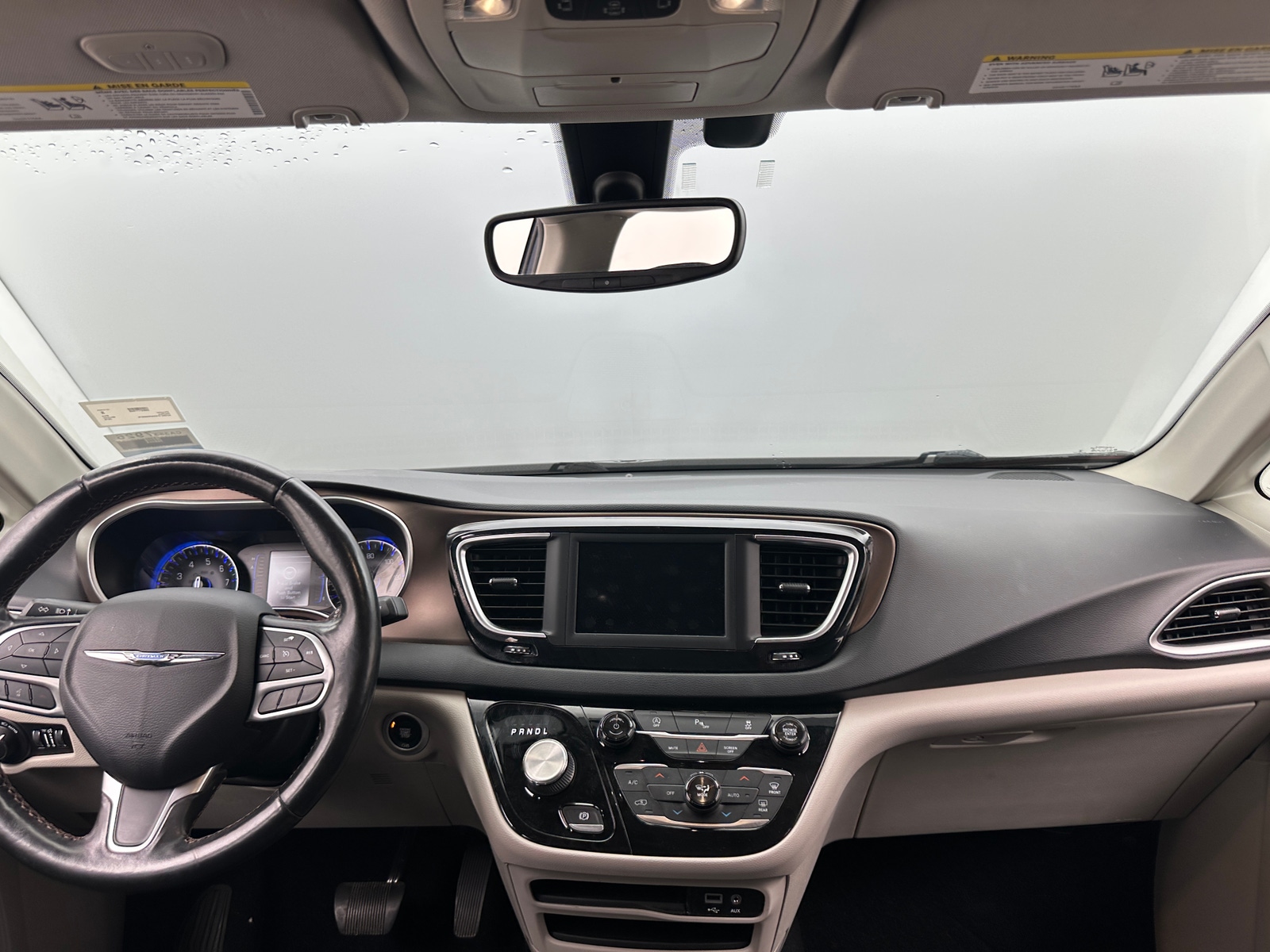 Thumbnail: 2019 Chrysler Pacifica - 3