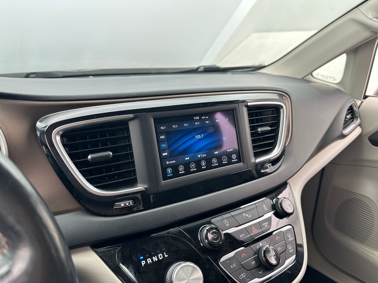 Thumbnail: 2019 Chrysler Pacifica - 4