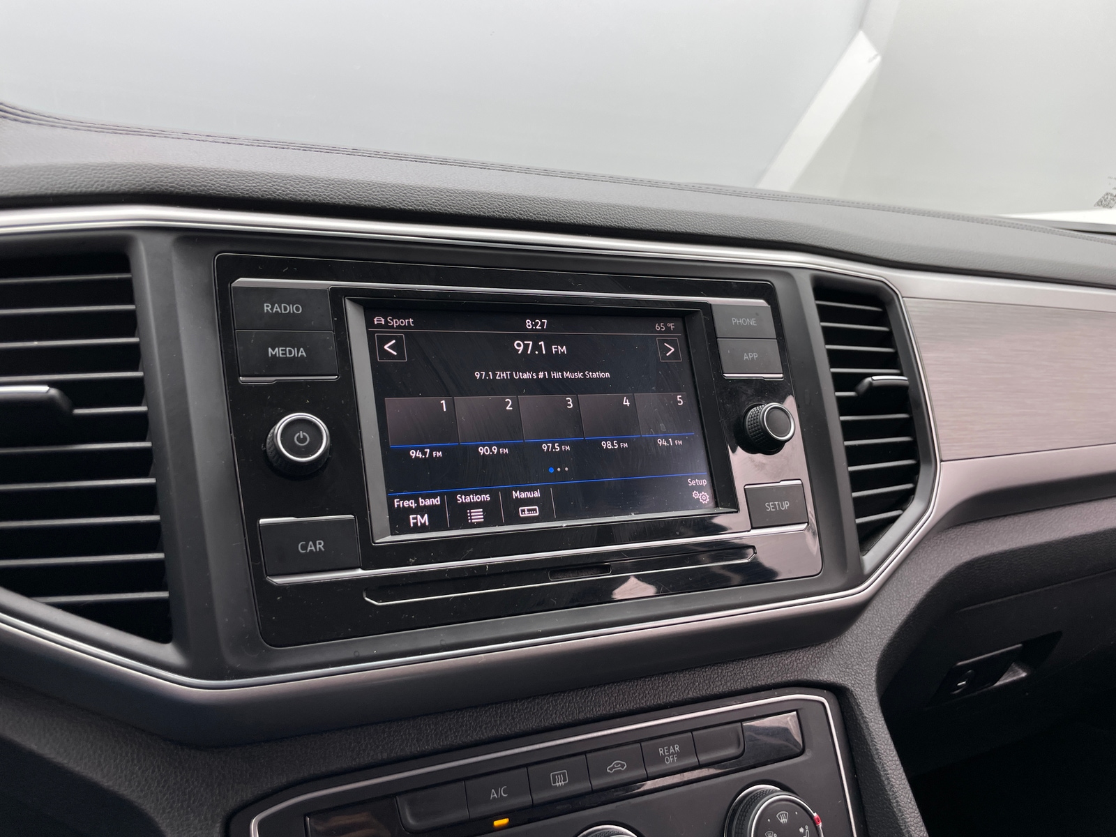 Thumbnail: 2018 Volkswagen Atlas - 4