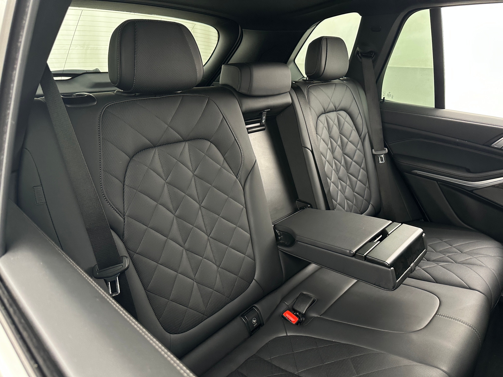 Thumbnail: 2025 BMW X5 - 5