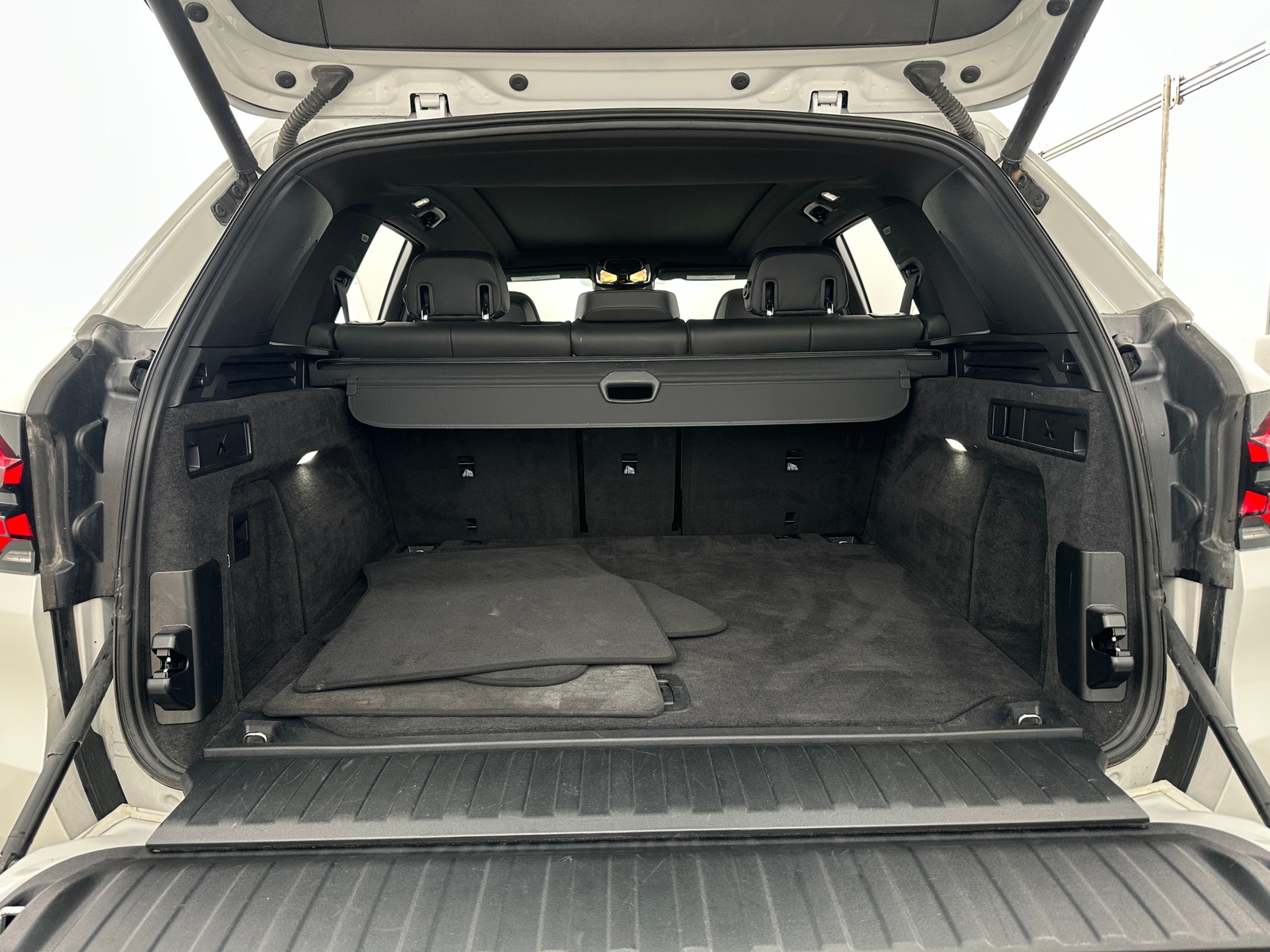 Thumbnail: 2025 BMW X5 - 6