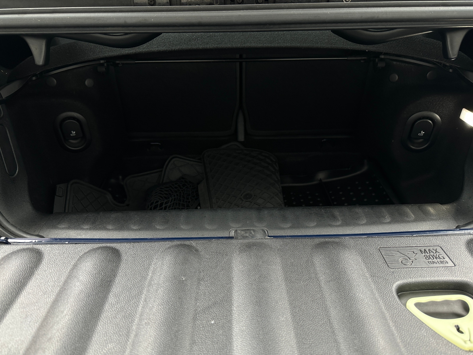 Thumbnail: 2017 MINI Cooper Convertible - 6