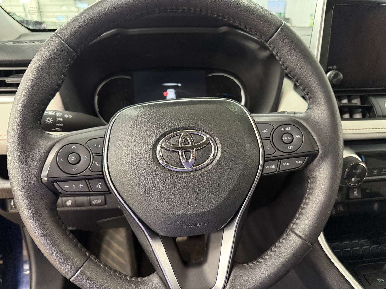 Thumbnail: 2025 Toyota RAV4 - 5