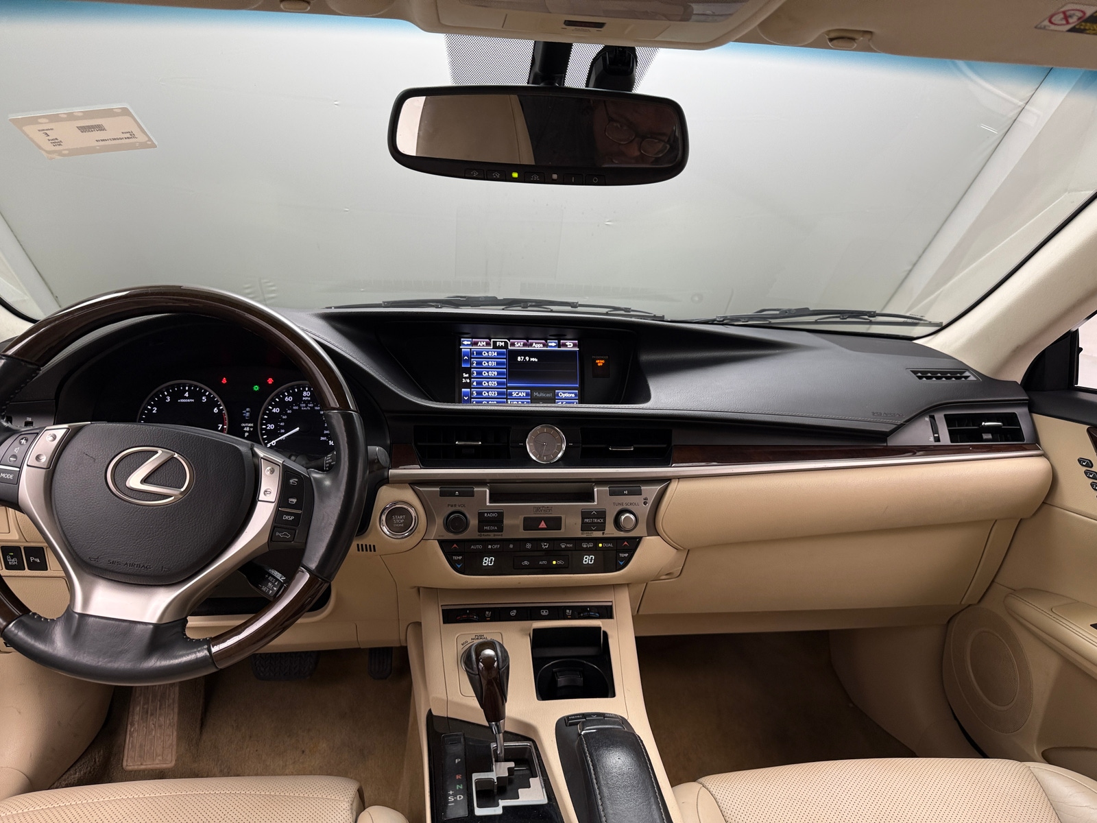 Thumbnail: 2014 Lexus ES - 2