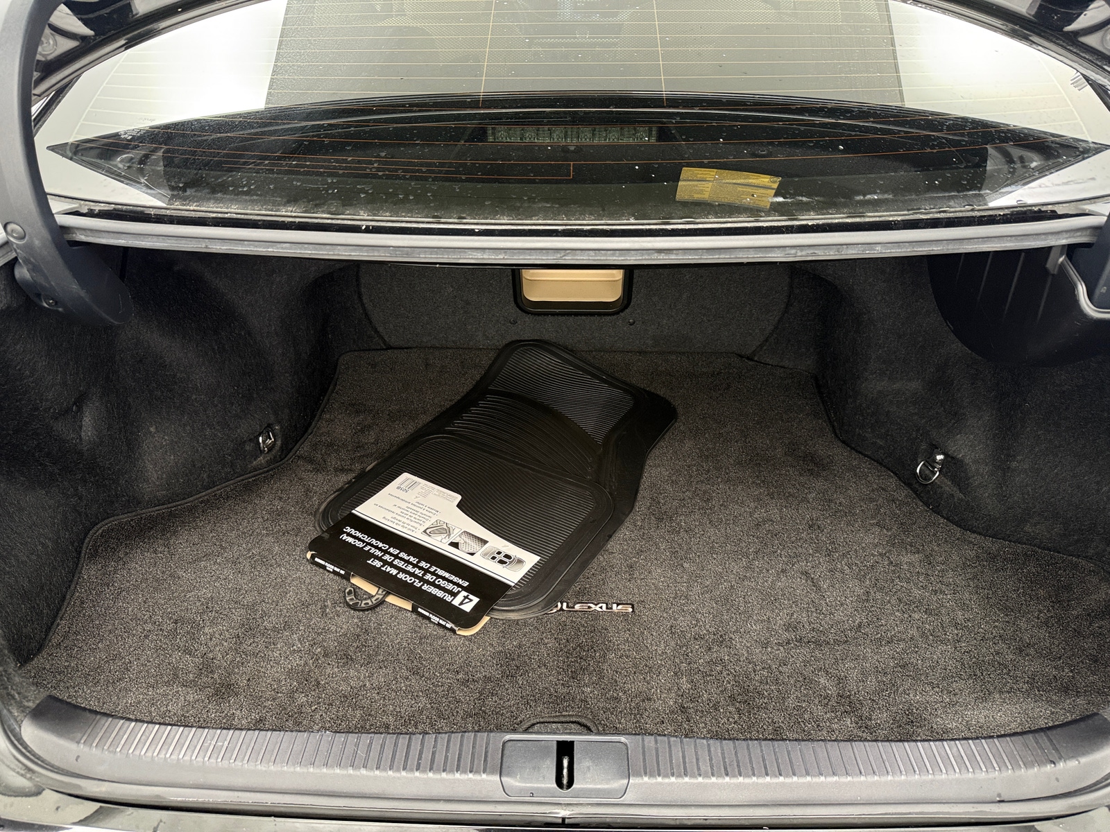 Thumbnail: 2014 Lexus ES - 6