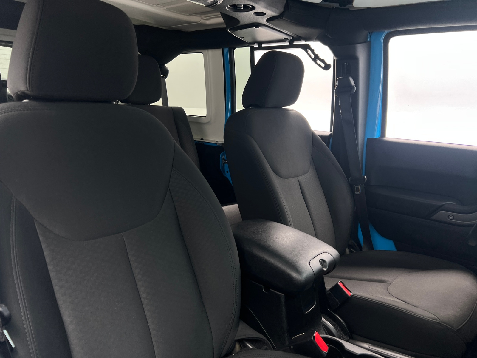 Thumbnail: 2017 Jeep Wrangler - 2