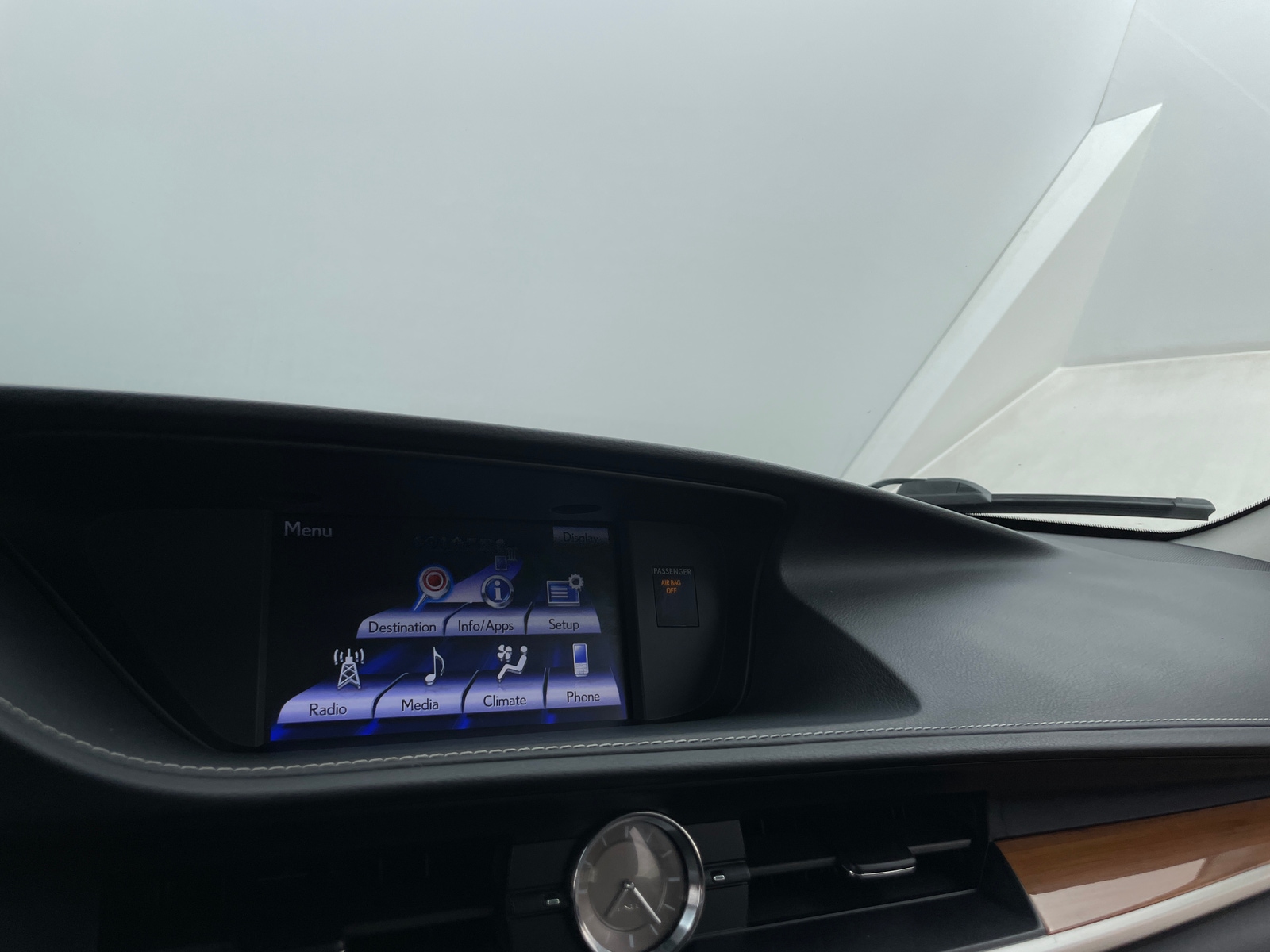 Thumbnail: 2014 Lexus ES - 3