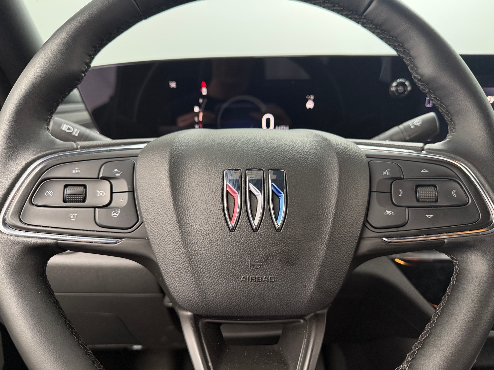 Thumbnail: 2024 Buick Envista - 4