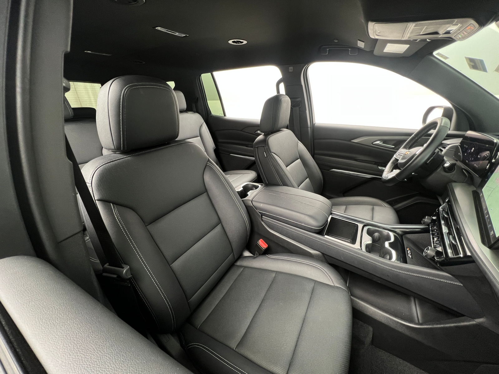 Thumbnail: 2025 Chevrolet Traverse - 2