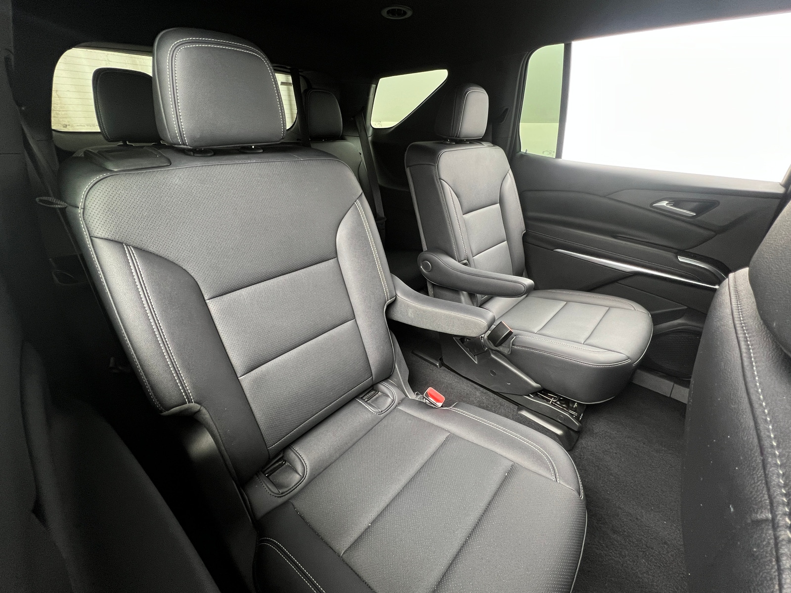 Thumbnail: 2025 Chevrolet Traverse - 6