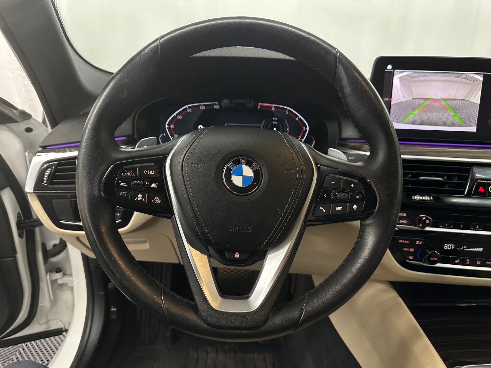 Thumbnail: 2022 BMW 5 Series - 4