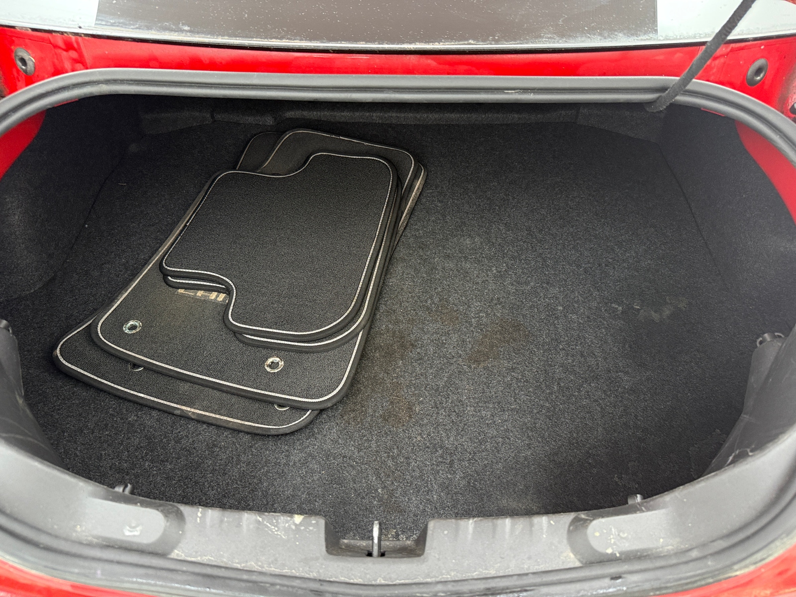 Thumbnail: 2011 Chevrolet Camaro - 4